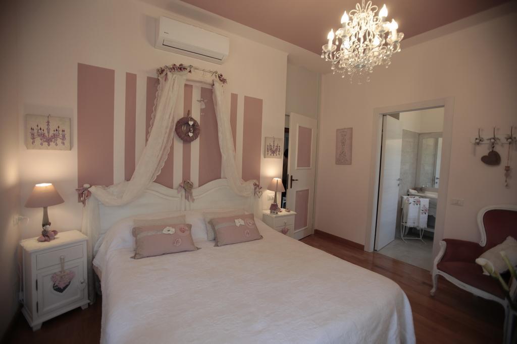 B&B La Casa Di Pamela Casciago Extérieur photo