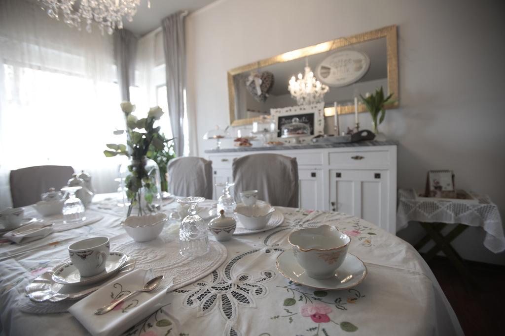 B&B La Casa Di Pamela Casciago Extérieur photo